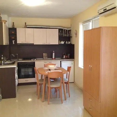 아파트 Apartament Oxigym 네세부르